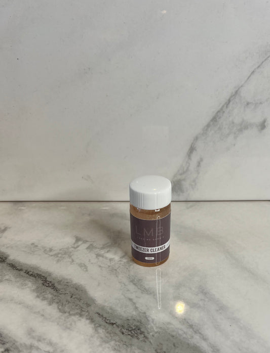 Lash Tweezer Cleaner